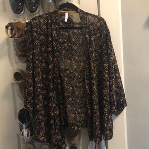 Xhilaration Floral Kimono
